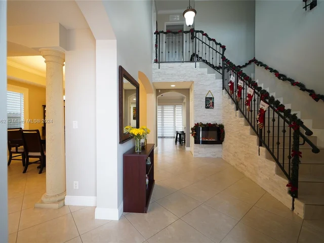 2832 SW 139th Ct, Miami FL 33175