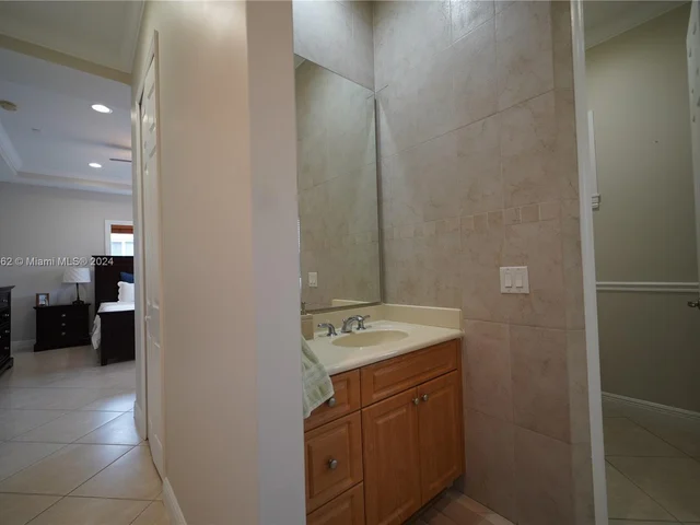 2832 SW 139th Ct, Miami FL 33175