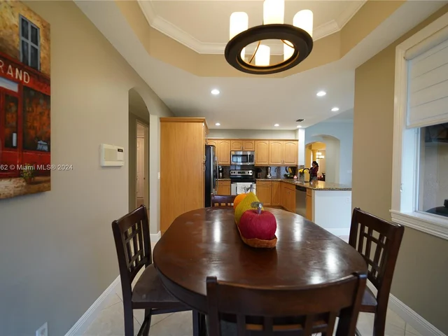 2832 SW 139th Ct, Miami FL 33175