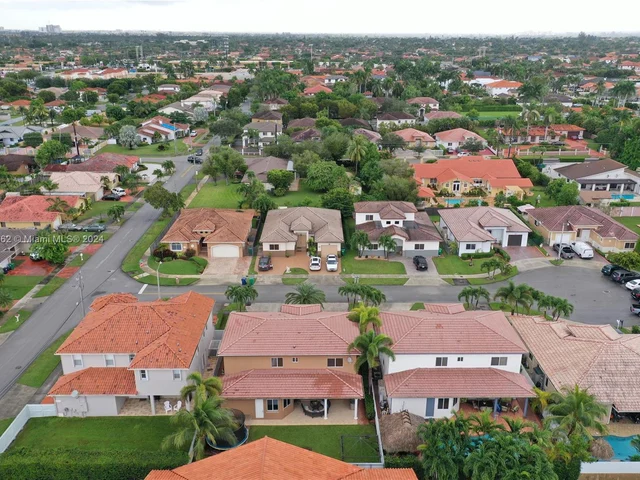 2832 SW 139th Ct, Miami FL 33175