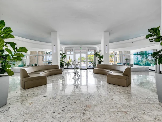 1200 West Ave # 426, Miami Beach FL 33139
