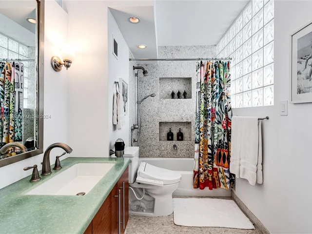 1200 West Ave # 426, Miami Beach FL 33139