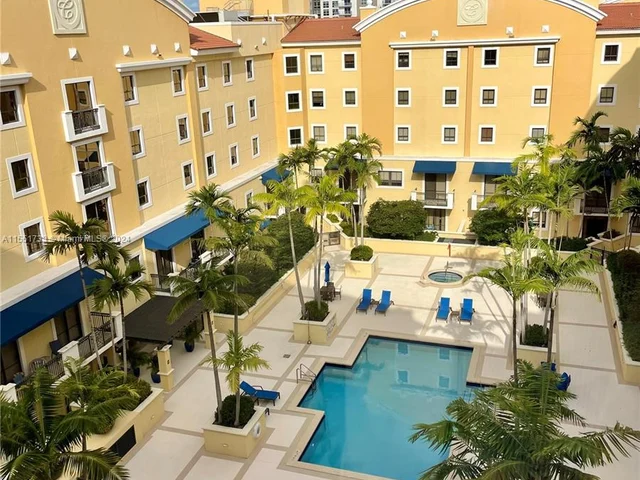 8395 SW 73rd Ave # 902, Miami FL 33143