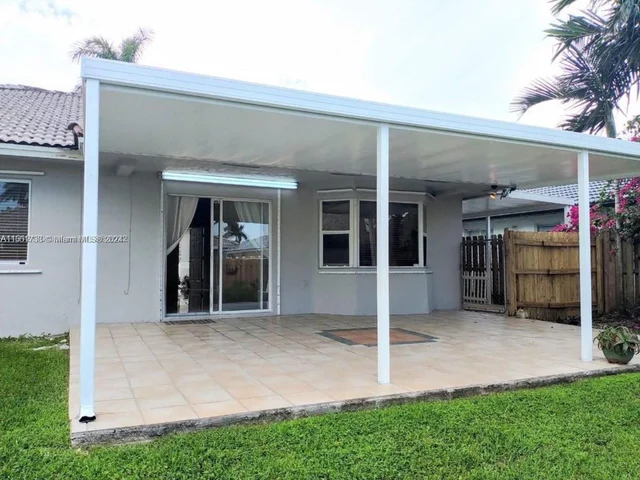 14851 SW 177th Ter, Miami FL 33187