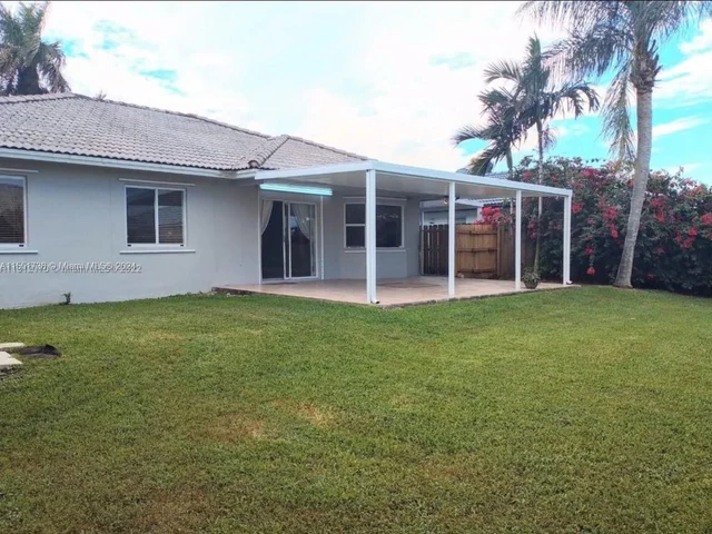 14851 SW 177th Ter, Miami FL 33187