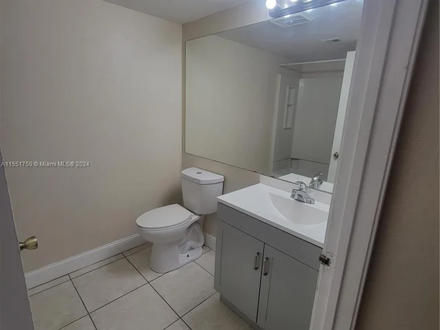 3240 Coral Lake Ln # 3240, Coral Springs FL 33065