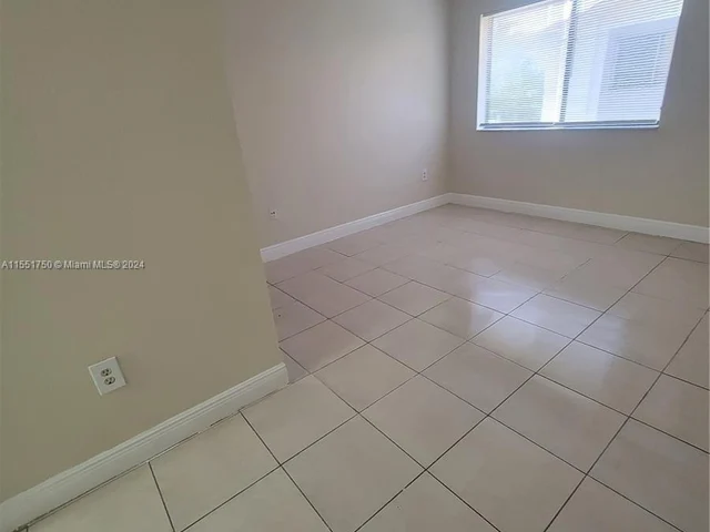 3240 Coral Lake Ln # 3240, Coral Springs FL 33065