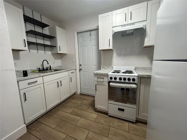 1744 Madison St # 1, Hollywood FL 33020