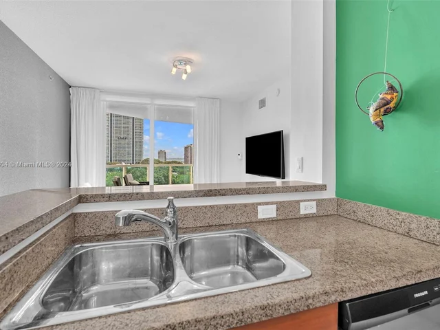 1723 SW 2nd Ave # 1001, Miami FL 33129