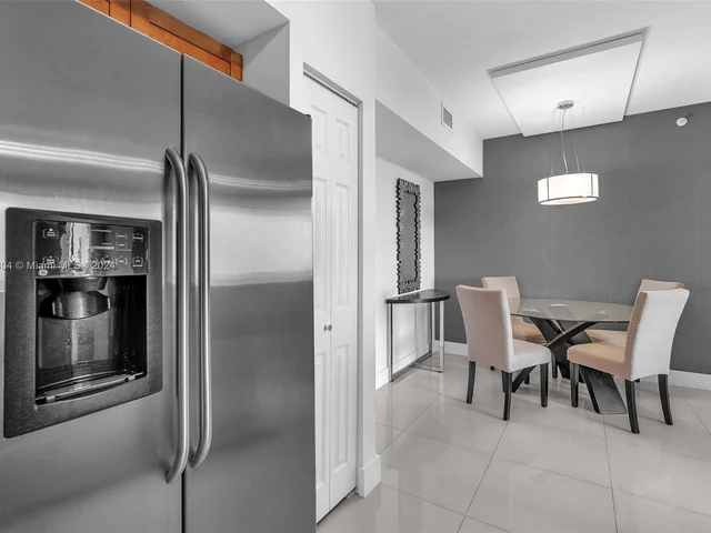 1723 SW 2nd Ave # 1001, Miami FL 33129