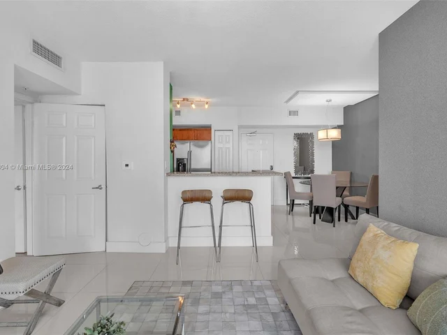 1723 SW 2nd Ave # 1001, Miami FL 33129