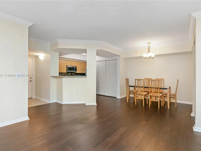 1919 Van Buren St # 402A, Hollywood FL 33020