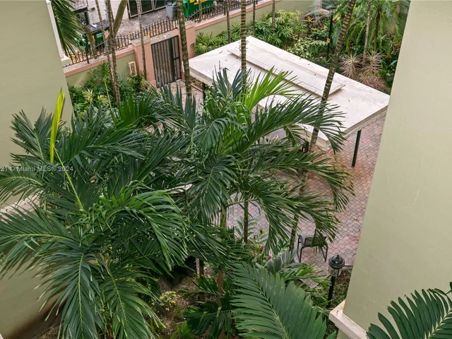 1919 Van Buren St # 402A, Hollywood FL 33020