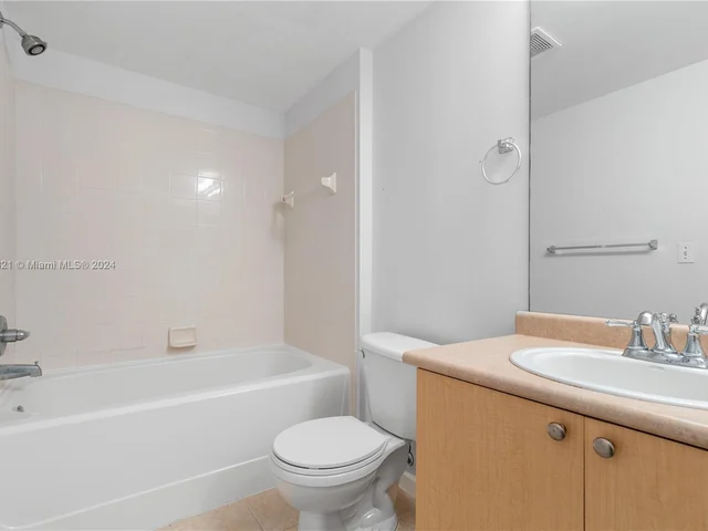 1919 Van Buren St # 402A, Hollywood FL 33020