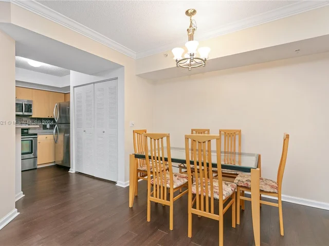 1919 Van Buren St # 402A, Hollywood FL 33020