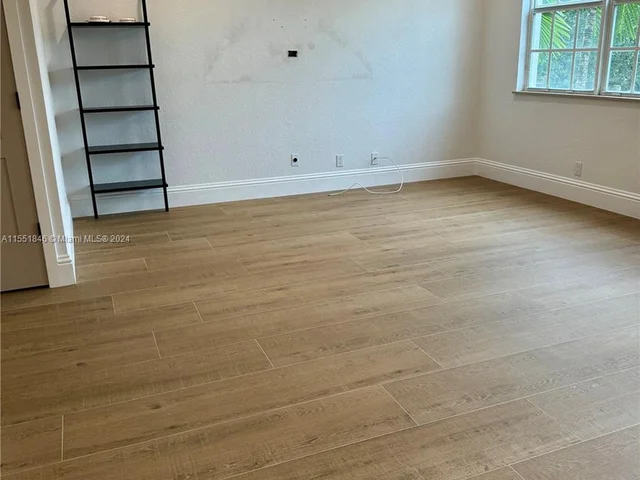 1873 NW 12th St, Boca Raton FL 33486