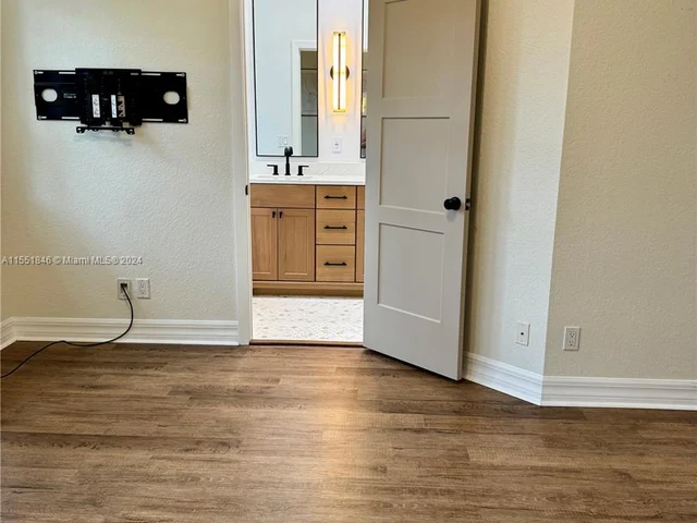 1873 NW 12th St, Boca Raton FL 33486