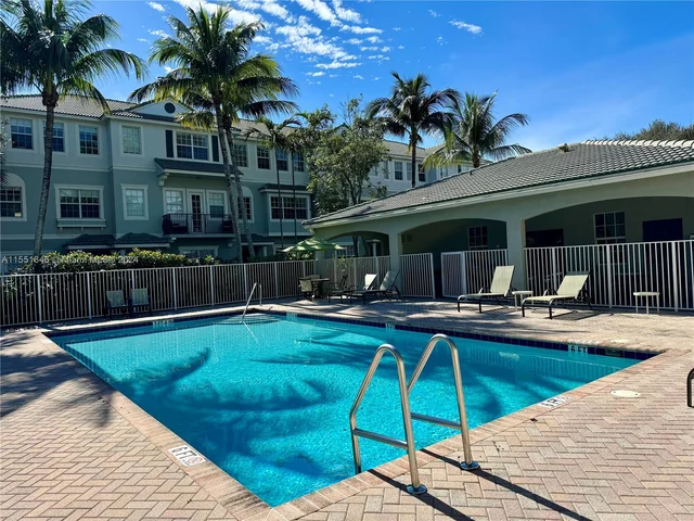 1873 NW 12th St, Boca Raton FL 33486