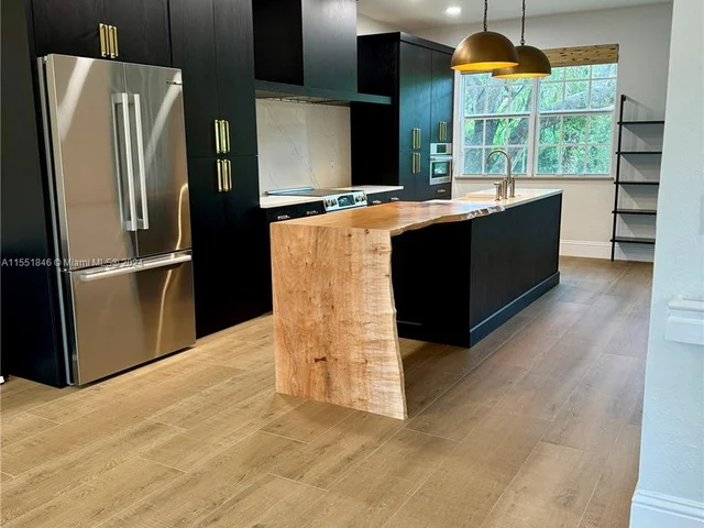 1873 NW 12th St, Boca Raton FL 33486