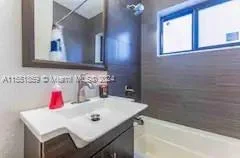 40 NW 65th St, Miami FL 33150