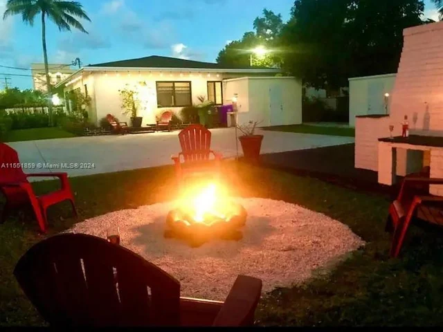 40 NW 65th St, Miami FL 33150