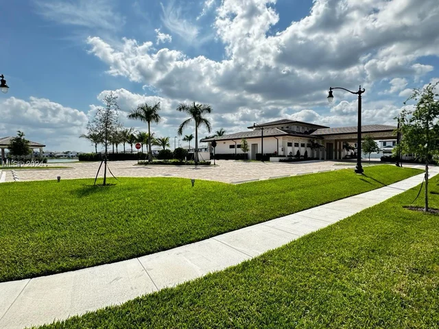 4194 SW 175th Ter, Miramar FL 33029