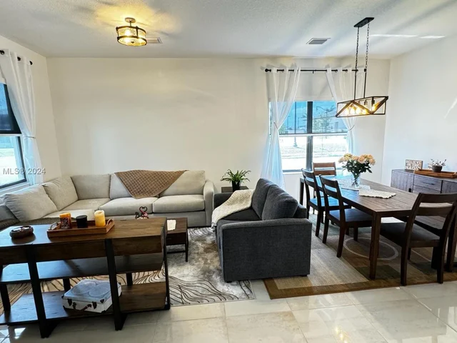 4194 SW 175th Ter, Miramar FL 33029