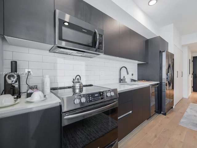 398 NE 5th St # 3116, Miami FL 33132