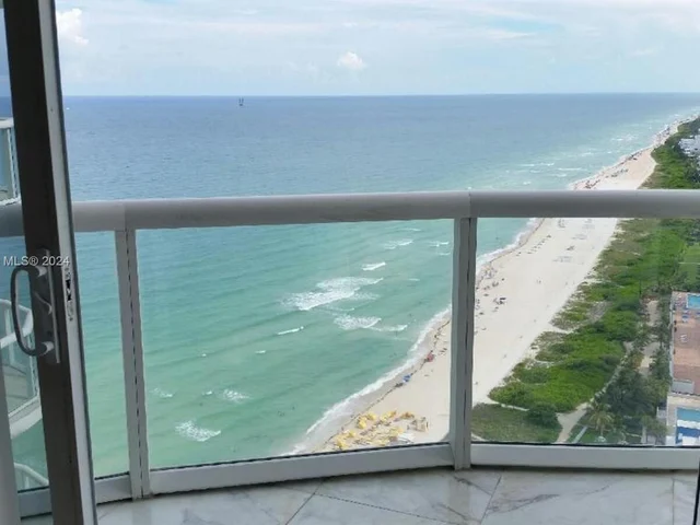 6365 Collins Ave # 3304, Miami Beach FL 33141