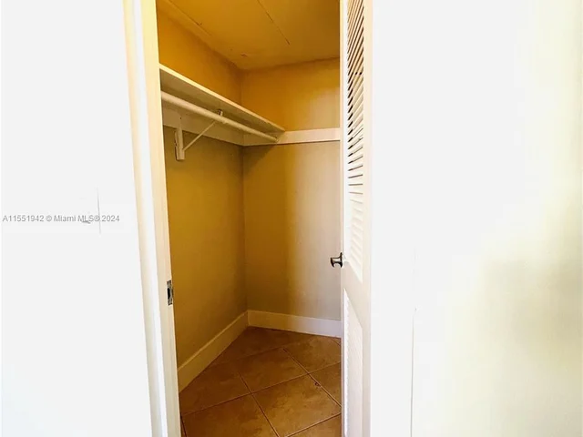 3001 S Ocean Dr # 1041, Hollywood FL 33019