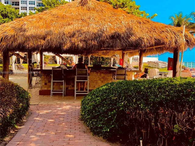 3001 S Ocean Dr # 1041, Hollywood FL 33019