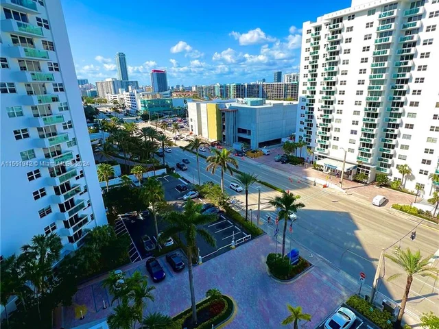 3001 S Ocean Dr # 1041, Hollywood FL 33019