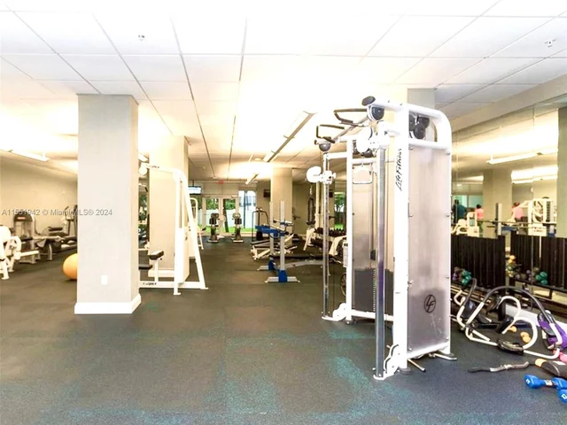 3001 S Ocean Dr # 1041, Hollywood FL 33019