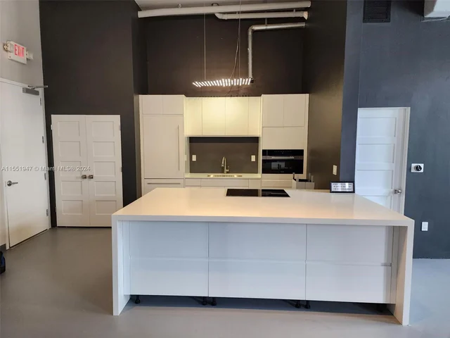 250 NW 23rd St # 412, Miami FL 33127