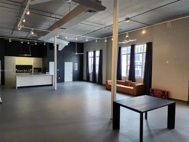 250 NW 23rd St # 412, Miami FL 33127