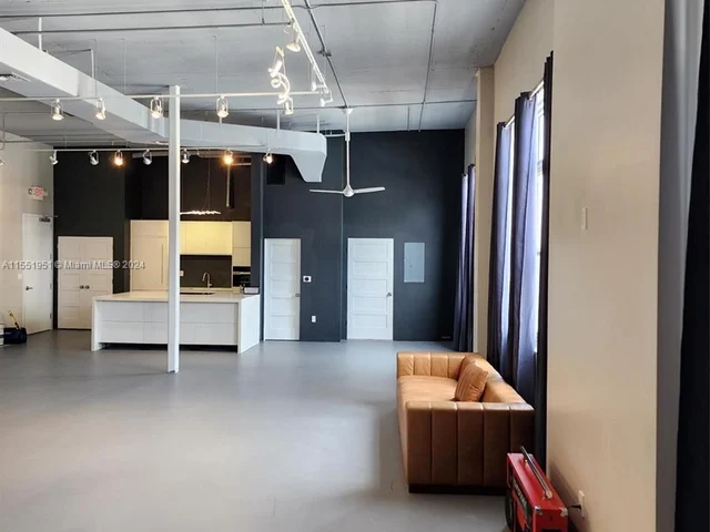 250 NW 23rd St # 412, Miami FL 33127