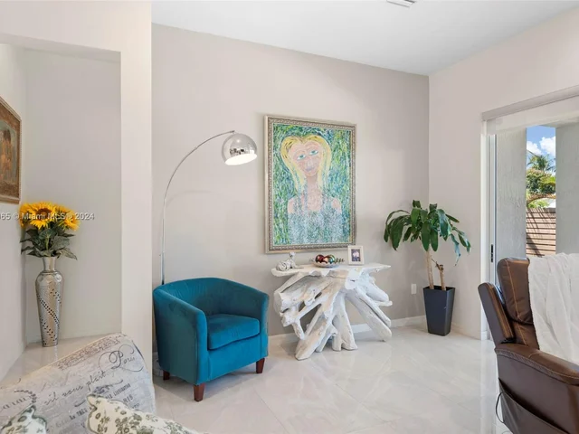 15139 SW 176th St, Miami FL 33187