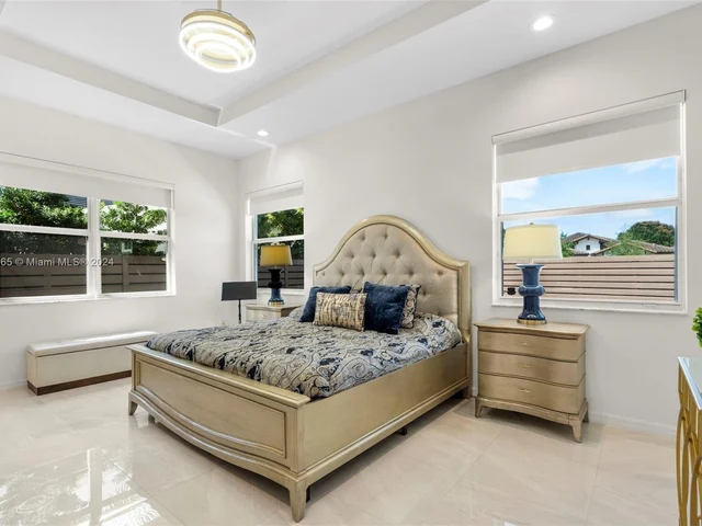 15139 SW 176th St, Miami FL 33187