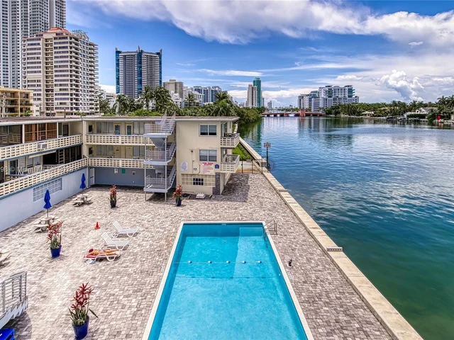 6484 Indian Creek Dr # 317, Miami Beach FL 33141