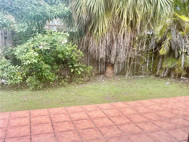 14351 SW 90th St # 0, Miami FL 33186