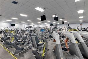 16251 Golf Club Rd # 302, Weston FL 33326