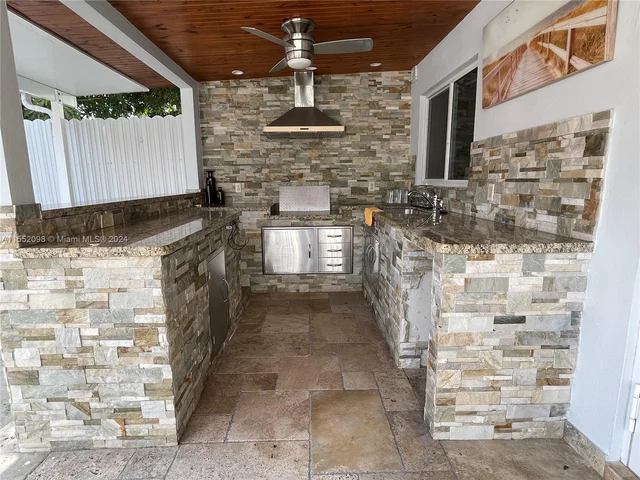 881 SW 104th Ct # 881, Miami FL 33174