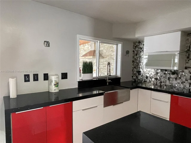 881 SW 104th Ct # 881, Miami FL 33174