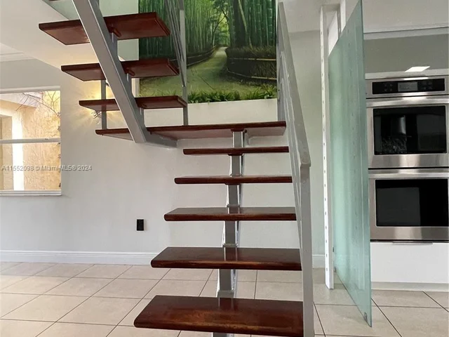 881 SW 104th Ct # 881, Miami FL 33174