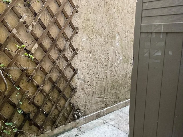 881 SW 104th Ct # 881, Miami FL 33174