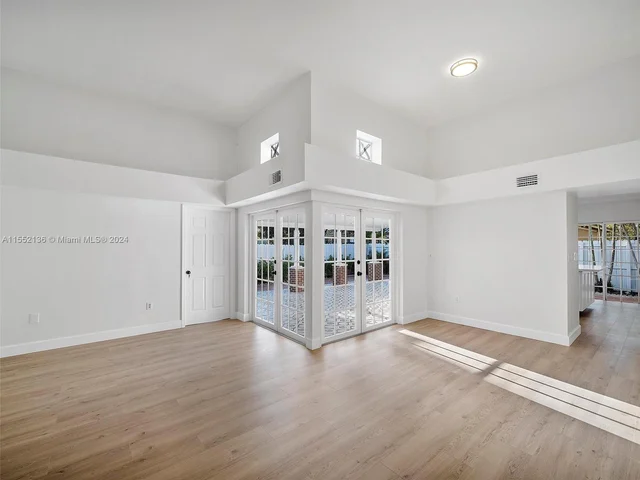 655 NW 123rd Ave, Miami FL 33182