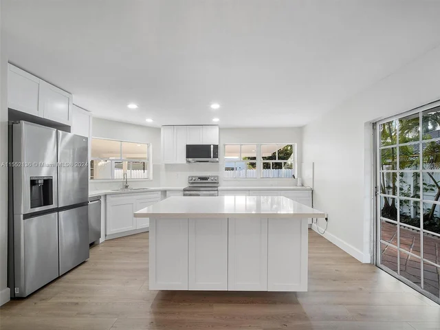 655 NW 123rd Ave, Miami FL 33182