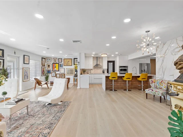 12555 SW 31st St, Miami FL 33175