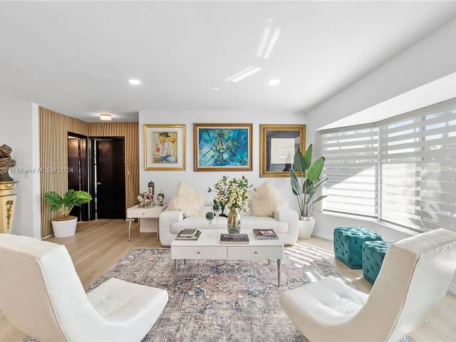 12555 SW 31st St, Miami FL 33175