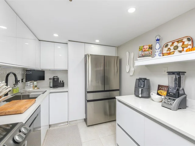 20505 E Country Club Dr # 1734, Aventura FL 33180